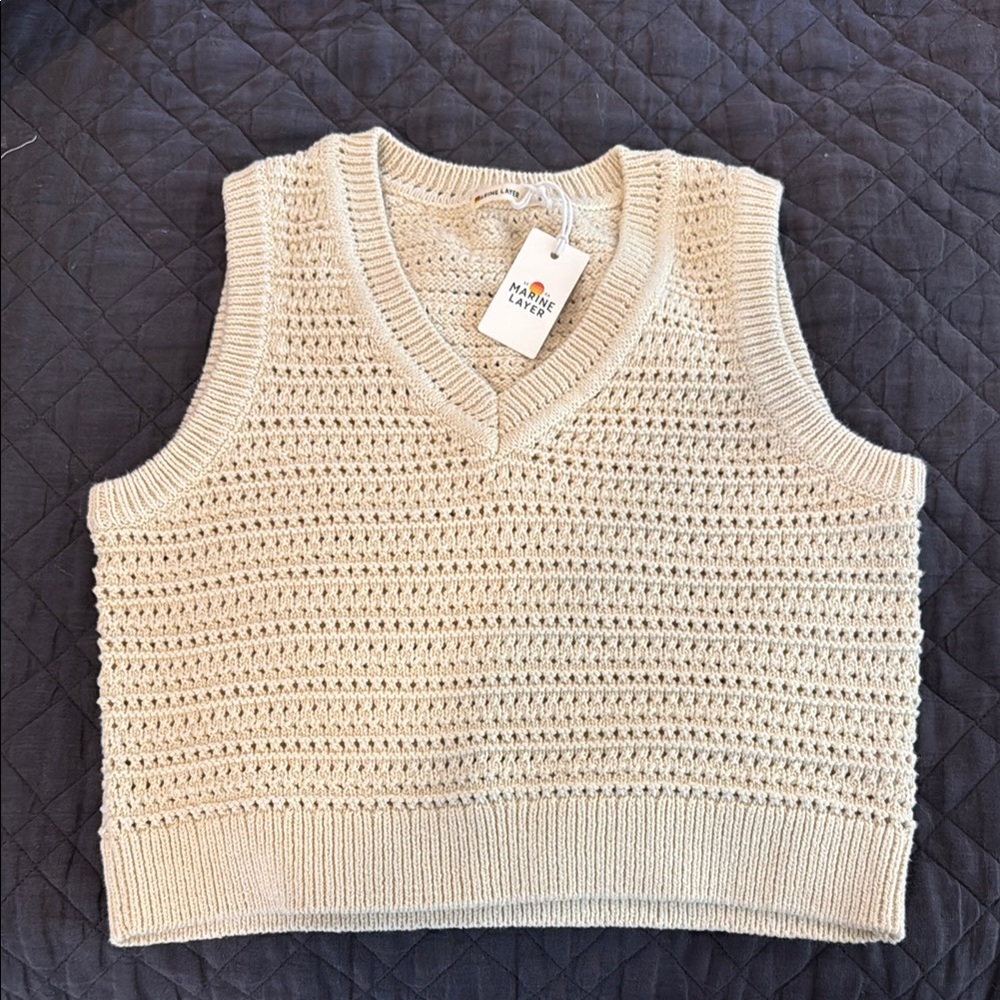 Cream Knit Sleeveless Sweater Vest
